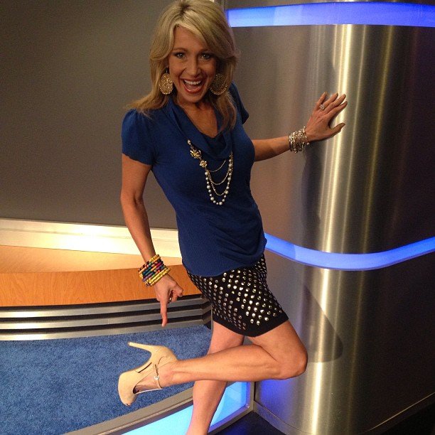 MILF reporter Stefani Schaefer #r3G07cdr